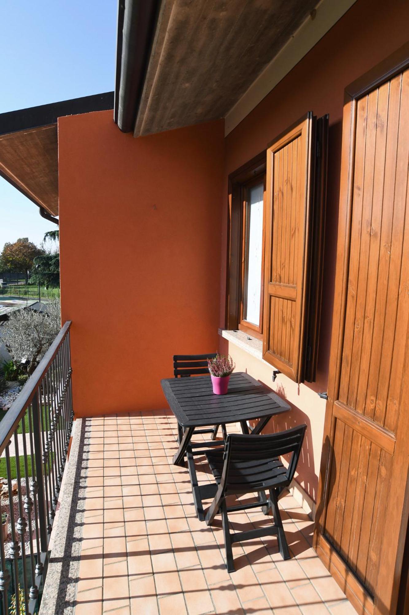 Rovato Entire Apartment In The Capital Of Franciacorta Exterior photo