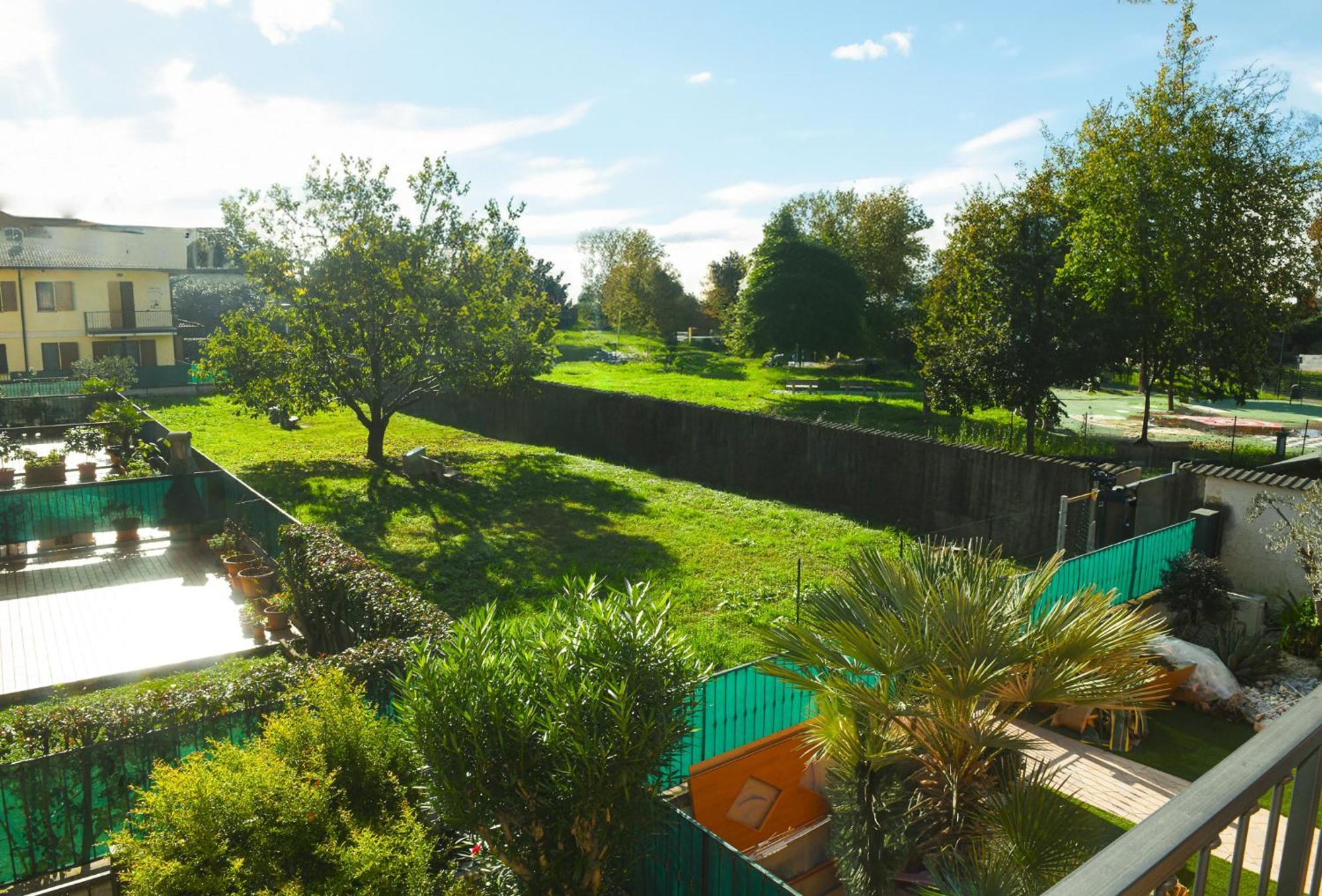 Rovato Entire Apartment In The Capital Of Franciacorta Exterior photo